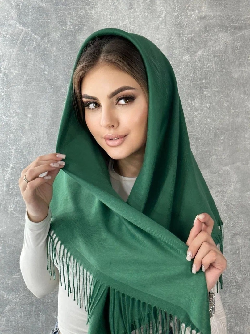 Emirate women Silk