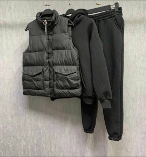 Костюм женский: жилетка, толстовка и штаны арт. 1521290