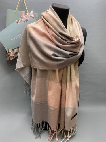 Палантин женский с цветной клеткой (180*80 см.) арт. 1339512 Палантин женский с цветной клеткой (180*80 см.) арт. 1339512