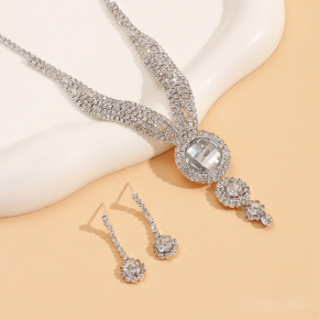 Набор женский: колье и серьги арт. 1539302
