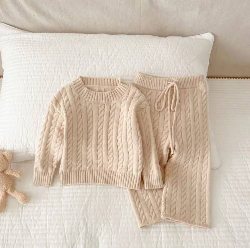 Костюм детский вязаный: джемпер и штаны арт. 1529987 Костюм детский вязаный: джемпер и штаны арт. 1529987