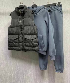Костюм женский: жилетка, толстовка и штаны арт. 1521292