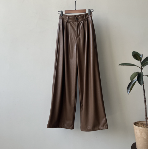 Брюки женские арт. 1545778 Брюки женские арт. 1545778