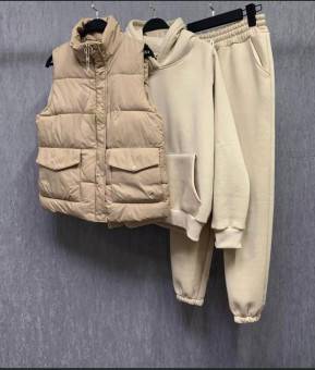 Костюм женский: жилетка, толстовка и штаны арт. 1521294