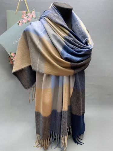 Палантин женский с цветной клеткой (180*80 см.) арт. 1339422 Палантин женский с цветной клеткой (180*80 см.) арт. 1339422