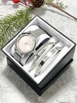 Набор женский: часы наручные и два браслета арт. 1544414